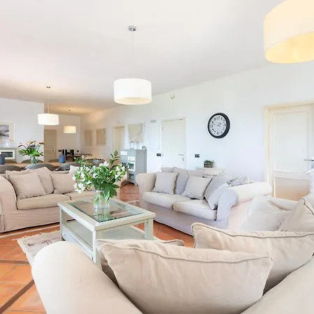 Spacious, Well Appointed, In A Wonderful Raised Location And Stunning Sea Views *